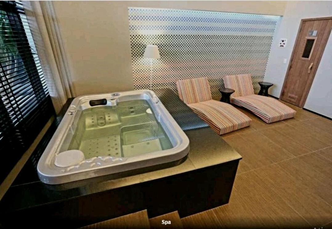 Apt Hotel Astron Mundial Salvador Esterno foto